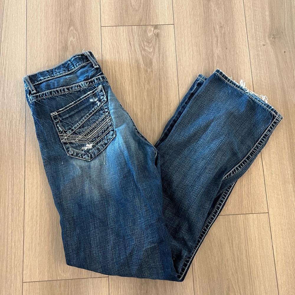 Men’s buckle jeans